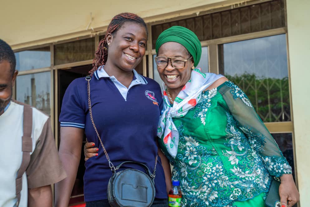 nfrimpomaa_'s tweet photo. Designing opportunities, one thread at a time.
I connected with the Ghana National Tailors and Dressmakers Association in Dormaa to share “GhanaBashares”policy that goes a long way in empowering creatives.
#NanaFrimpomaa #GhanaBaShares #GovDirect #FemalePresident https://t.co/nNuSqJpVD3