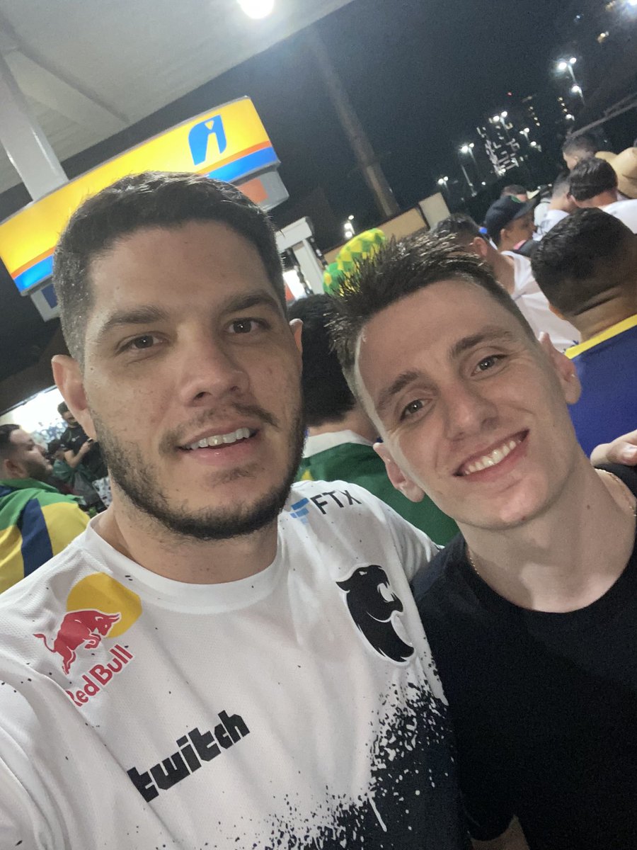 TiagoOL1989's tweet photo. @woodyfps @ksloks @togsfps @linekofps @caio_cx1 @FeguFernandes @naitte7 @matioscs @aledutra11 Show @woodyfps ! Obrigado pela atenção ! https://t.co/TQ267ZpoRw