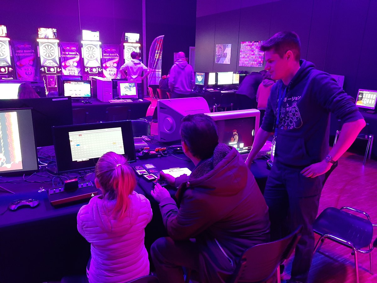 Quel week-end incroyable au #BreizhGalaxyGames 2024 ! 🎮🔥

Des moments de jeu, d’échanges et de passion partagés avec un public enthousiaste ! 🙌

Merci à tous ceux qui ont contribué à rendre cet événement inoubliable ! 📸👇

 #SalonJeuVidéo #RegionBretagne #Esport