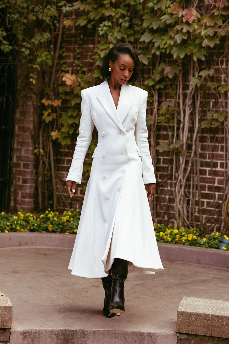 Ebony Obsidian tweet media