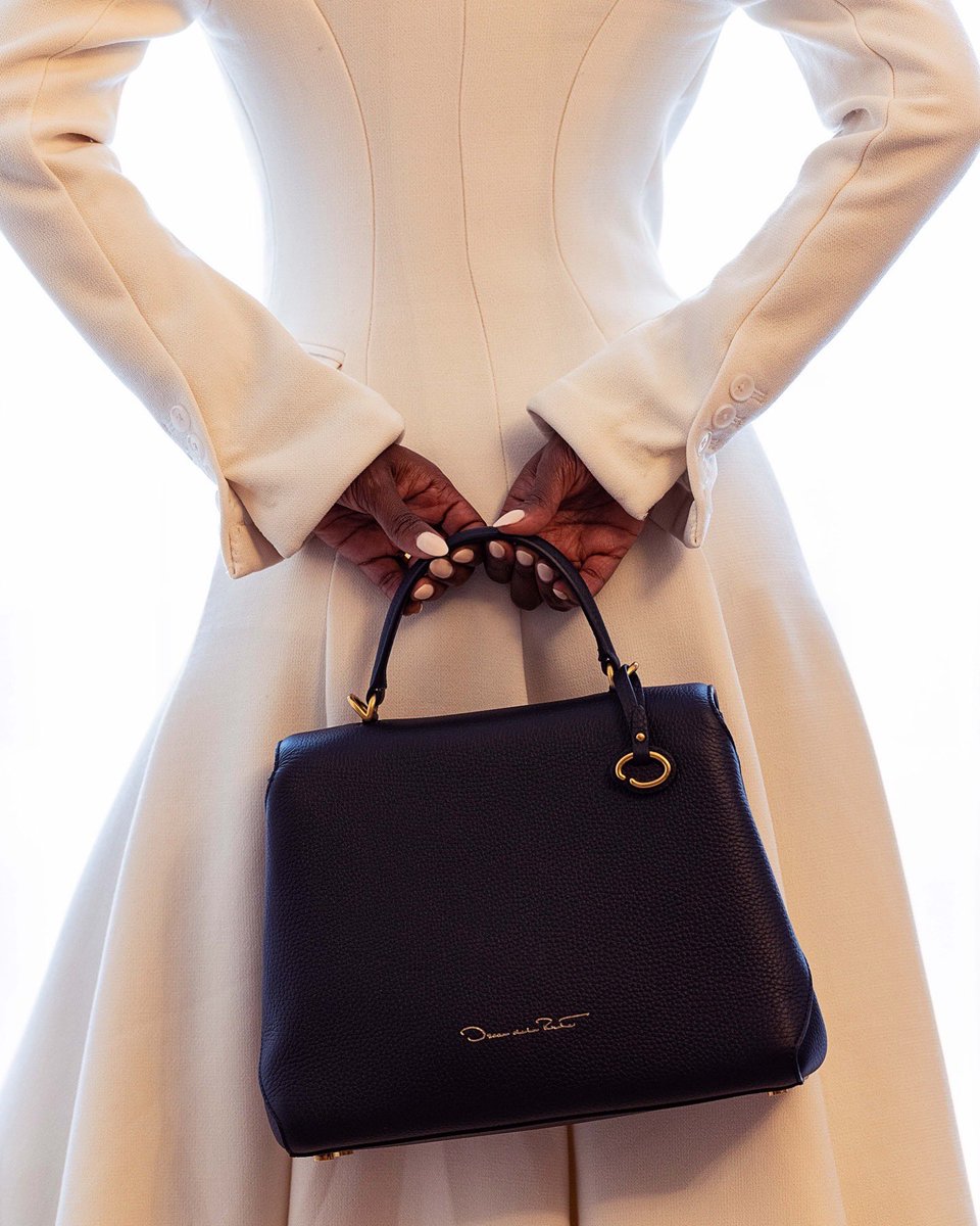 Ebony Obsidian tweet media