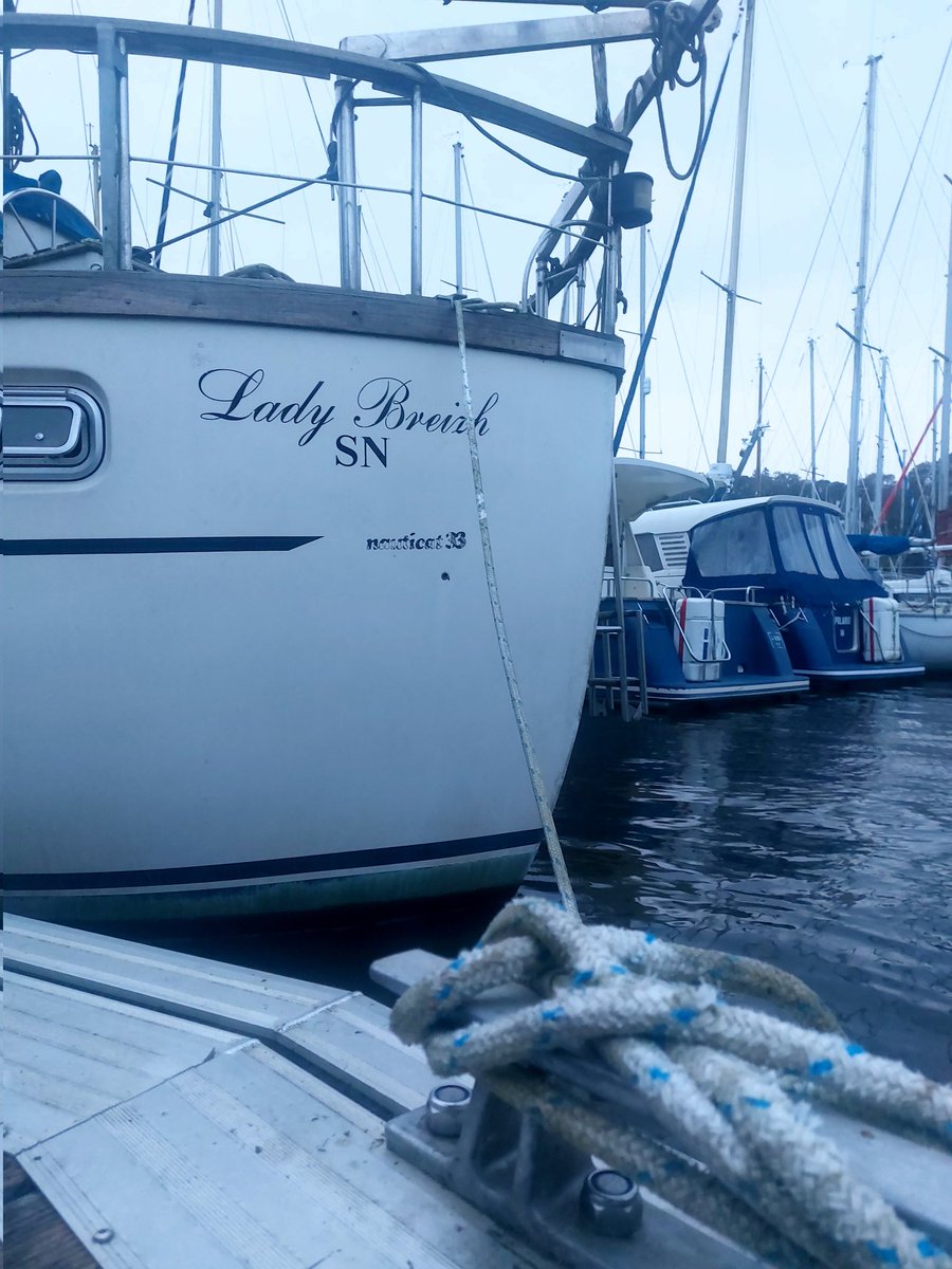 Mathildetwit98's tweet image. Promenade en bord de mer en Bretagne 🦞🍂⛵️
