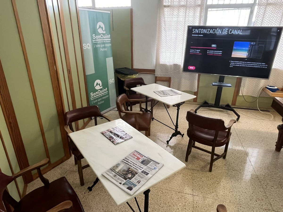 sonrapinya_ce's tweet photo. Sala de lectura i televisió. Vine a llegir la premsa diària, en paper i digital. Servei exclusiu per als nostres socis. https://t.co/EJL7rqUgNB