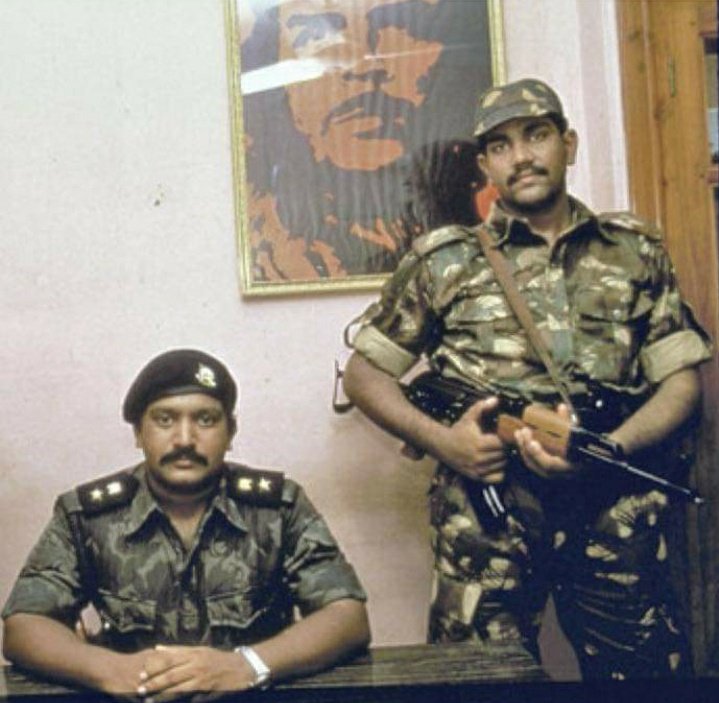 முப்படை கட்டி தமிழர் நிலத்தை ஆண்ட தமிழன்.

#தமிழினத்தலைவர்70 
#எங்கள்_தலைவர்70 
#TamilsLeaderPrabhakaran