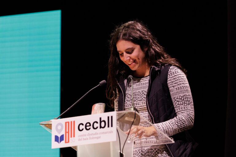 Ràdio Sant Vicenç (@radiosvh902) on Twitter photo Sant Vicenç dels Horts aconsegueix 4 Premis de Reconeixement Cultural del Baix Llobregat: el CECBLL va guardonar divendres Love of lesbian, la Fundació Bayt Al-Thaqafa, la biotecnòloga Patrícia Aymà i la Cavalcada de Reis 🔉
radiosvh.info/programs/infor… Sant Vicenç dels Horts aconsegueix 4 Premis de Reconeixement Cultural del Baix Llobregat: el CECBLL va guardonar divendres Love of lesbian, la Fundació Bayt Al-Thaqafa, la biotecnòloga Patrícia Aymà i la Cavalcada de Reis 🔉
radiosvh.info/programs/infor…