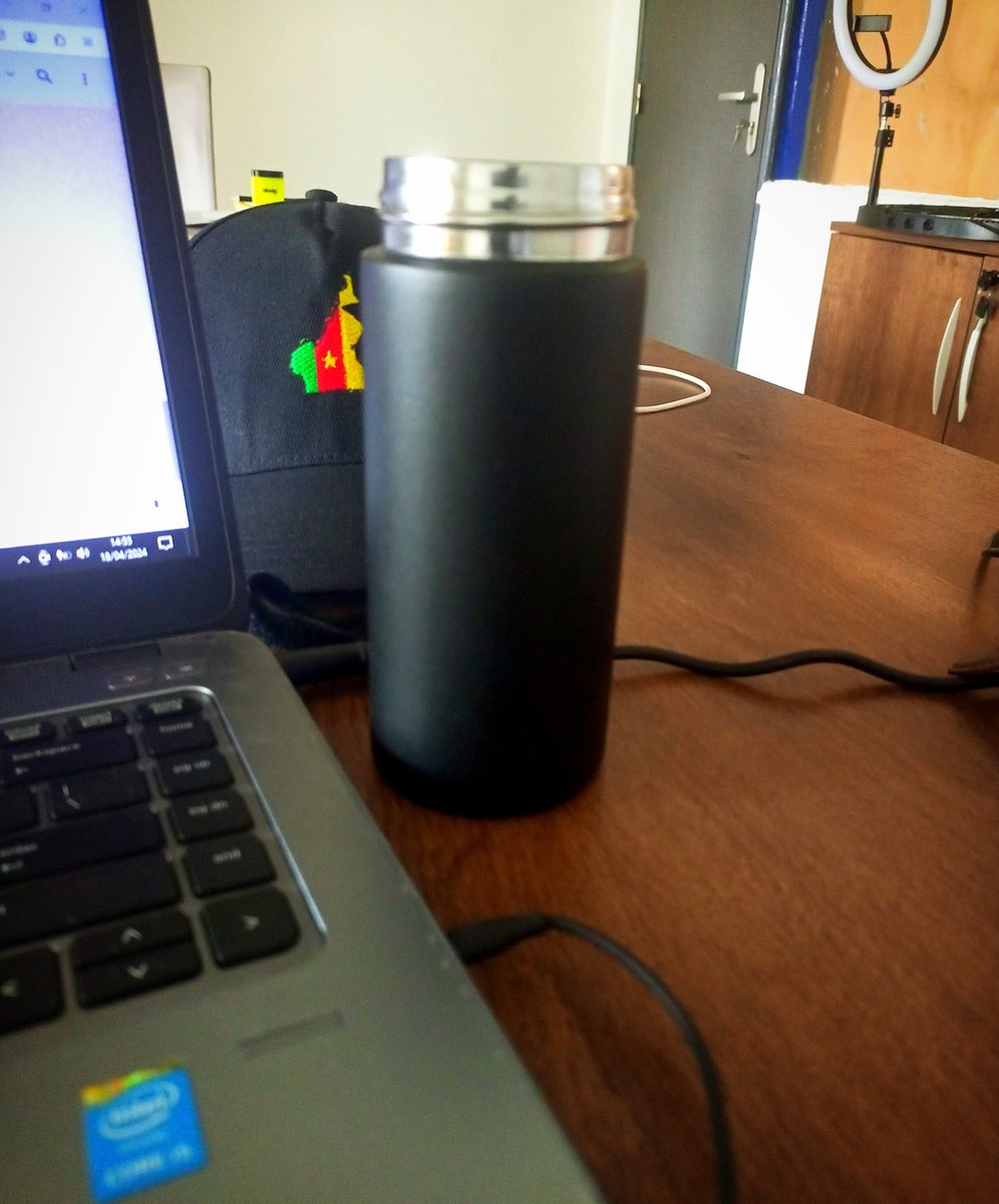 lemsa339's tweet image. All Day everyday ⌨️🖲️
• Branding et Identité visuelle
• Design graphique de qualité
• Photographie 
• IA

#ArtworkBySalem339 #graphicdesing #adobephotoshop #adobeillustrator