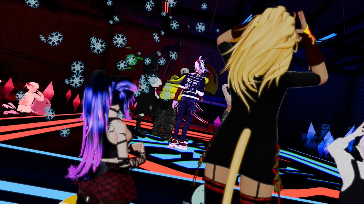 Gunnthor2's tweet photo. Another Friday night at the Vigilante Hideout I was watching and cheered on my fellow crewmates bringing home another victory for Da crew. @LegoPG_  is the man behind the lens TY <3 for the pictures.

#vrchat #vrchatcommunity #vrchatdancer #vrchatpictures #VRChat https://t.co/cx5XL92YTm