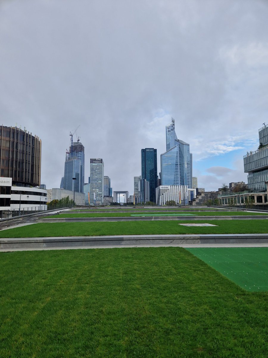 Visite et réunion aujourd'hui avec la préfecture <a href="/Prefet92/">Préfet des Hauts-de-Seine 🇫🇷🇪🇺</a> et la Direction des Routes d'île-de-France pour la coordination des travaux <a href="/AlleesdeNeuilly/">Les Allées de Neuilly</a> <a href="/VilledeNeuilly/">Ville de Neuilly</a>