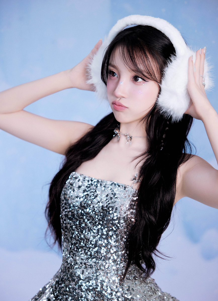 official_i_dle's tweet photo. #YUQI x #OPPO

#여자아이들 #GIDLE
#우기 https://t.co/AAy19p0SVz
