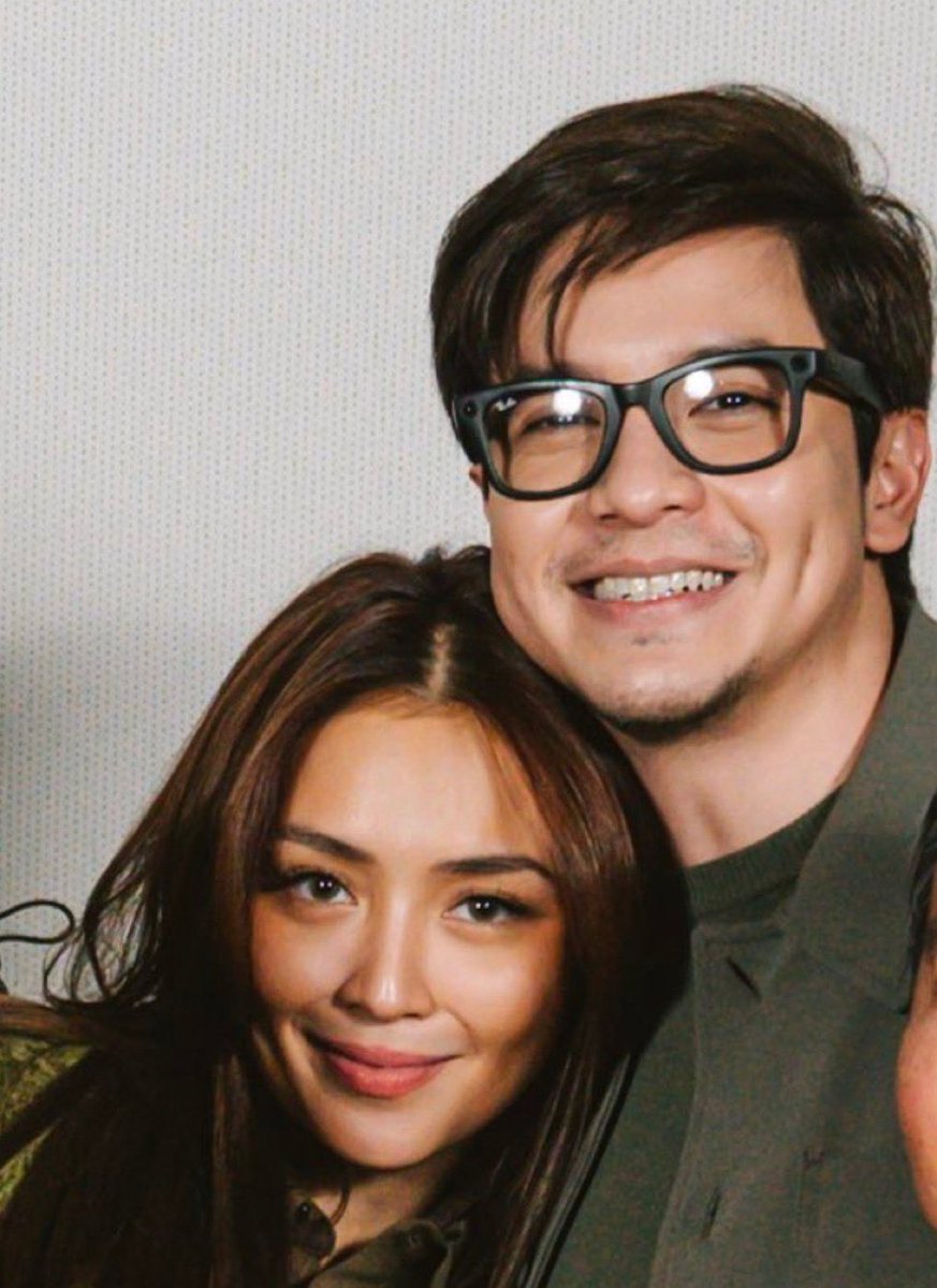 annyeonggustomo's tweet photo. we’ve come so far ladies and gentlemen. ♥️🥹

and to quote when kathryn said “feeling ko ngayon, di ko lang magisang hinaharap kasi kasama ko si alden.” she truly means it. 🤍✨ https://t.co/5UYfXRNgl3