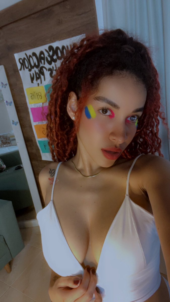 milliefraga's tweet photo. Let’s play baby! 

https://t.co/pZMkN26dKz

https://t.co/flm1Luitaq

#hottest #latina #sexy #chaturbate #eplay #hot #sensual https://t.co/Zhkq69oYyO