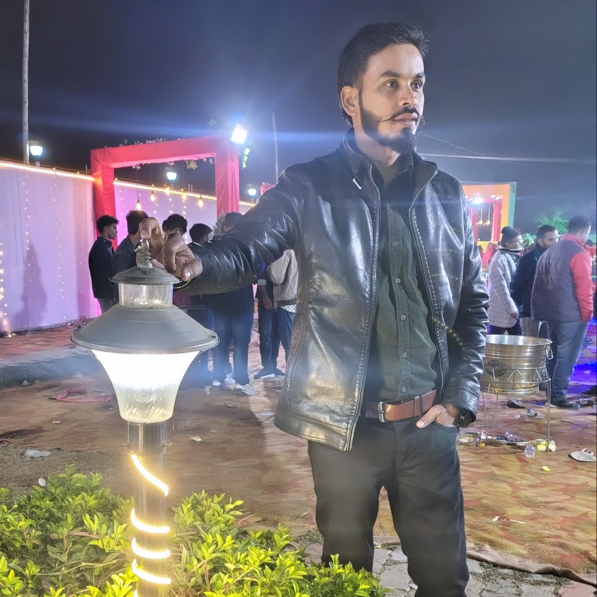 MAHTOKUNDAN1's tweet photo. 💫🎉💞💐💫 https://t.co/zfEeCw4yTT