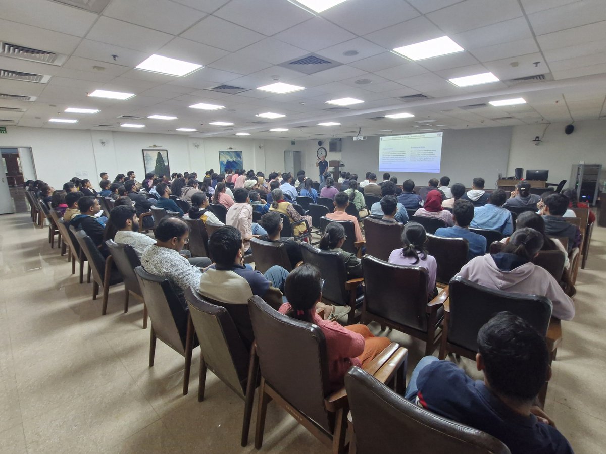 cdriacademy's tweet photo. 🎉 A packed hall marked today’s Disha Talk Series: Talk-2, jointly organized by the AcSIR Science Club &amp; ACS Student Chapter, @CSIR_CDRI 

A big thank you to Dr. Anil Gaikwad for the wonderful talk! Looking forward to more such engaging events. Stay tuned! #ScienceTalks #CSIRCDRI https://t.co/20dUIfyUNu