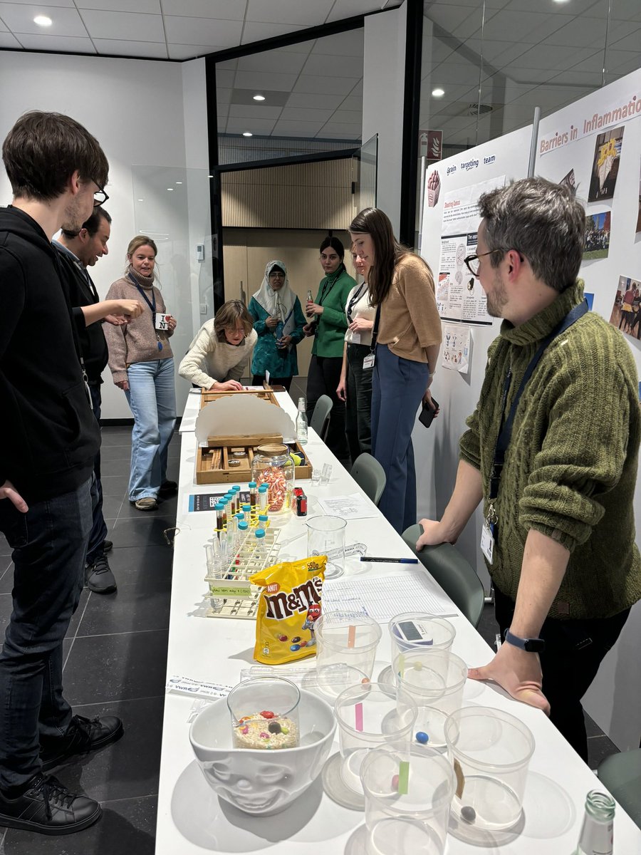 Vandenbroucke lab (@vdb_lab) on Twitter photo Last Friday, <a href="/InflamResCen/">IRC - VIB/UGent</a> hosted IRC Science Day:
A day packed with inspiring talks that showcased the diverse work of our institute. Science also met creativity during the Science Fair 🎡 We had a blast putting a creative spin on what we do in the lab! Last Friday, <a href="/InflamResCen/">IRC - VIB/UGent</a> hosted IRC Science Day:
A day packed with inspiring talks that showcased the diverse work of our institute. Science also met creativity during the Science Fair 🎡 We had a blast putting a creative spin on what we do in the lab!