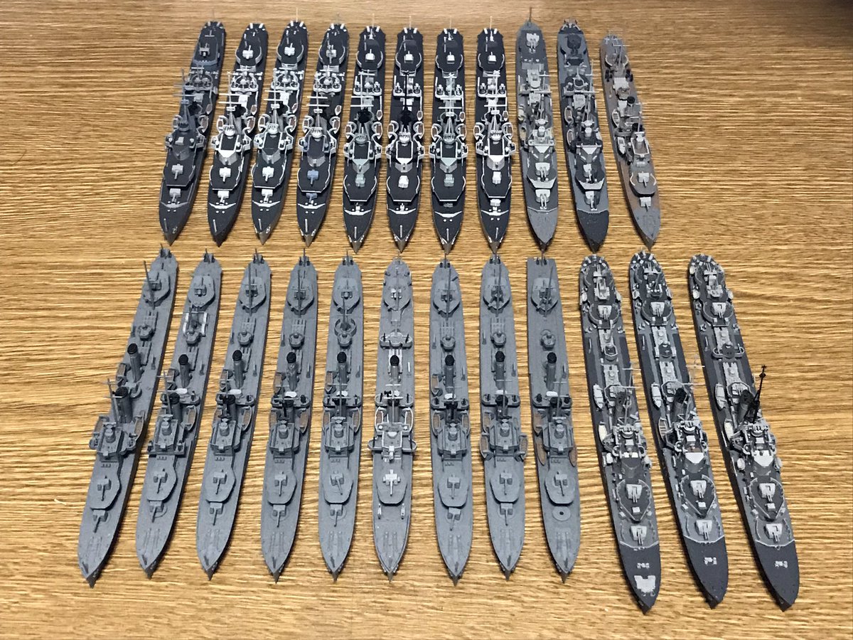 199406M's tweet image. E級にO級が勢揃いしてさらに全艦揃ってはいないがJ級やL級、G級まで並んでいる景色はまさに絶景だワイ！