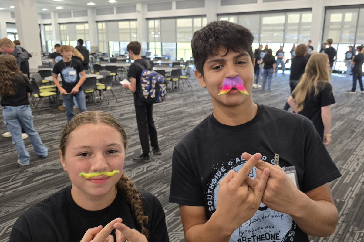 AlmaDECA's tweet image. #DECAMonth 🔷️
@AlmaSchools @DECAInc @ArkansasDECA