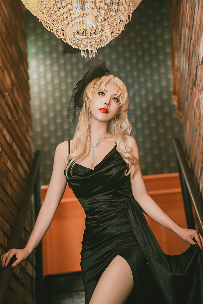 흑백논리에서 시크릿 스탭 베르무트였던
류아입니다

간만의 여캐로 코스카페행사로 찾아뵈서 즐거웠던것같아요! 
행사내내 너무 다들 이뻐해주셔서 그저 감사하고 
사랑해게임때 생각해보니 제가 이길수없는 게임이라
그때 져드리기위해 이것저것 했는데 제맘아시죠?👀
#흑백논리_후기
