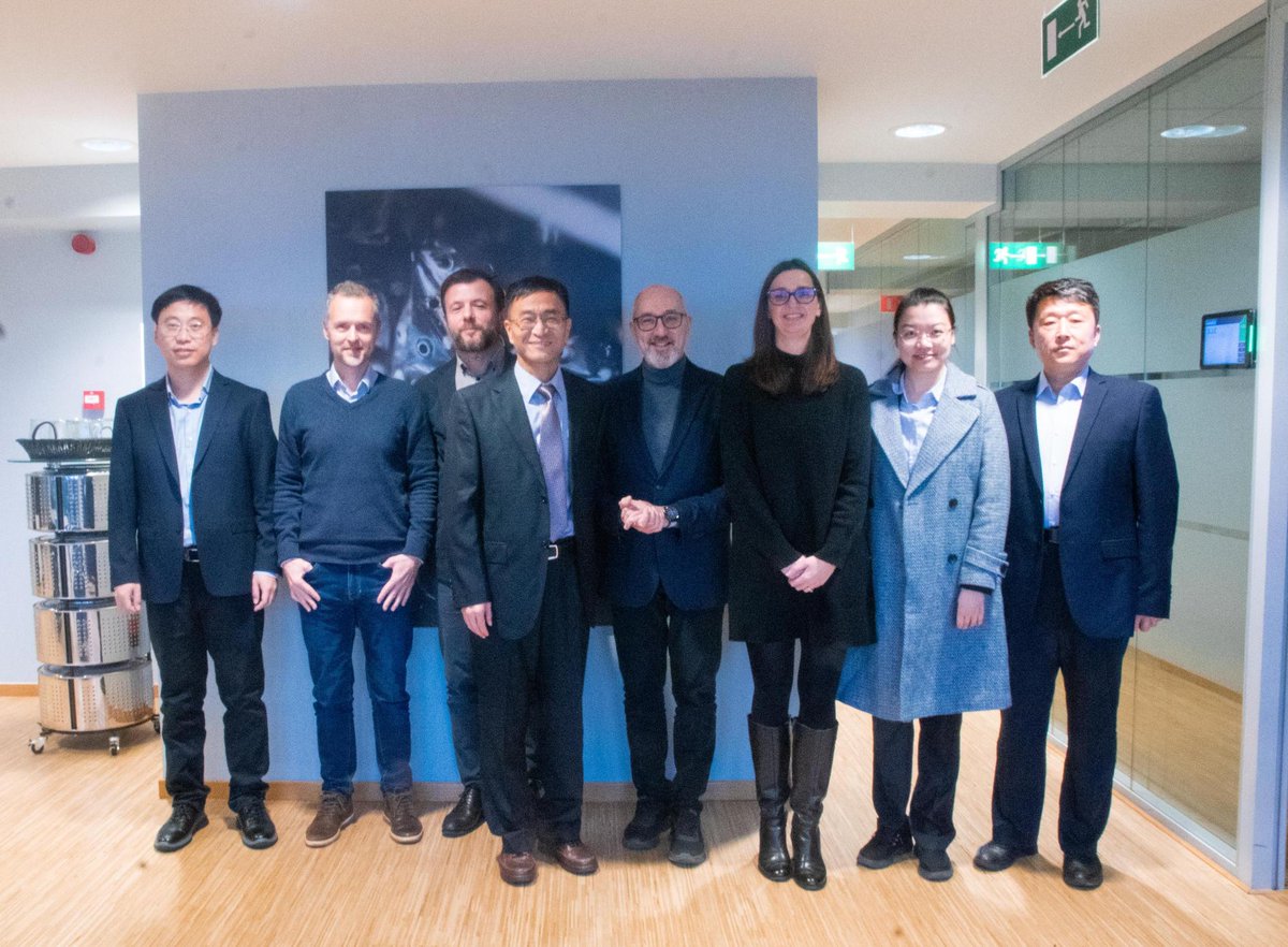 Very fruitful discussion today in Brussels with the delegation from China’s State Administration for Market Regulation (SAMR).

The meeting offered a valuable opportunity to explore global market dynamics, address shared challenges, and promote sustainable growth 🇪🇺/🇨🇳