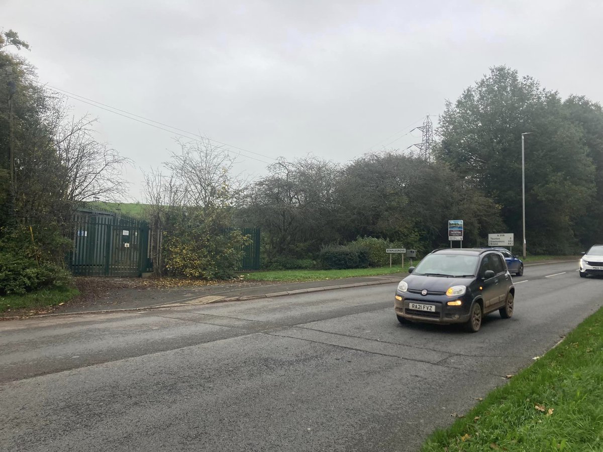 Daniel Mumby (@danielmumby) on Twitter photo 1,600+ new homes are planned for #Taunton's north-western edge. Here's how <a href="/SomersetCouncil/">Somerset Council</a> is working with <a href="/tauntonareacyc1/">Taunton Area Cycling</a> to ensure they are properly connected to walking & cycling routes across the town: somersetlive.co.uk/news/somerset-… #LDReporter #Somerset #A358 #activetravel 1,600+ new homes are planned for #Taunton's north-western edge. Here's how <a href="/SomersetCouncil/">Somerset Council</a> is working with <a href="/tauntonareacyc1/">Taunton Area Cycling</a> to ensure they are properly connected to walking & cycling routes across the town: somersetlive.co.uk/news/somerset-… #LDReporter #Somerset #A358 #activetravel