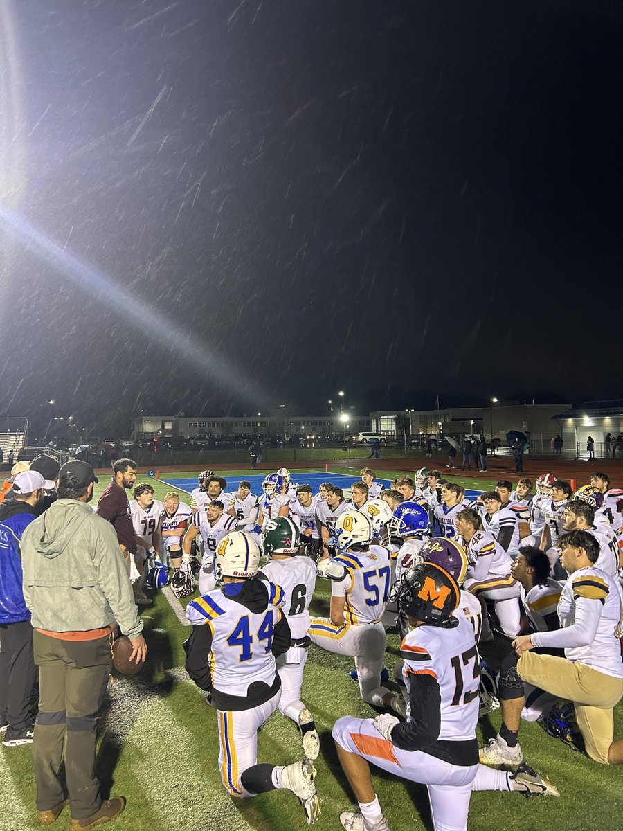 What a great way for these seniors to finish up! Nice win for the North team, proud of them competing and representing!