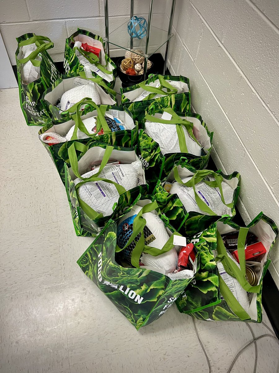 C. Wayne Collier Elementary School tweet media