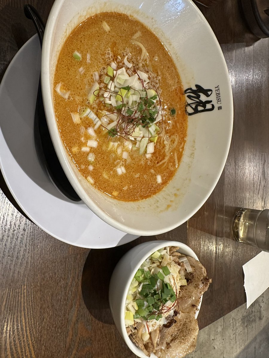 NENE19981106's tweet photo. 新しい職場近くにラーメンあって
初めて行ったけど美味すぎた😢💗💗 https://t.co/BMVtf28j6V