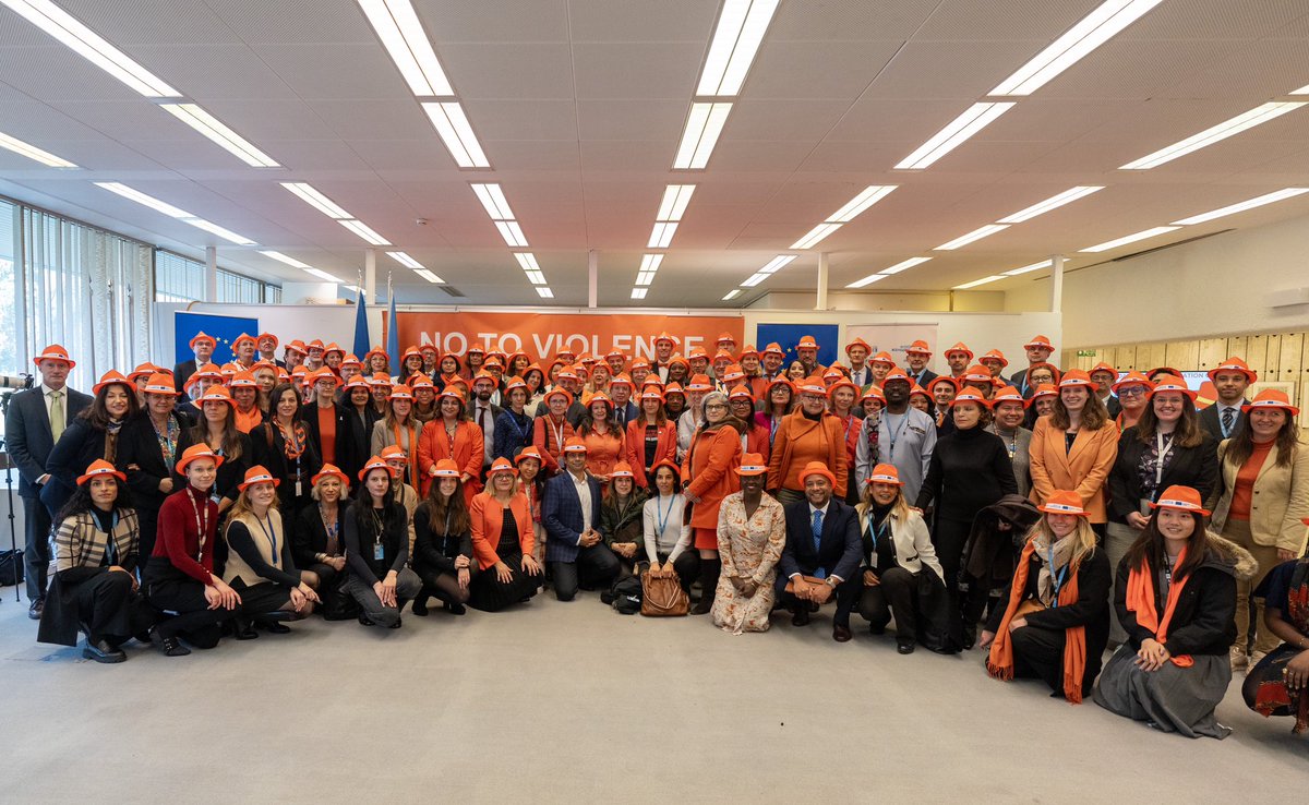 EU_UNGeneva's tweet photo. Today International Geneva takes a stance against gender-based violence, honours survivors of GBV & remembers the victims. A heartfelt thank you to everyone who joined us to support this vital cause. π§‘ Letβs #OrangeTheWorld and make a difference! #ITakeMyHatOff #NoExcuse https://t.co/YDxvjbDhN5