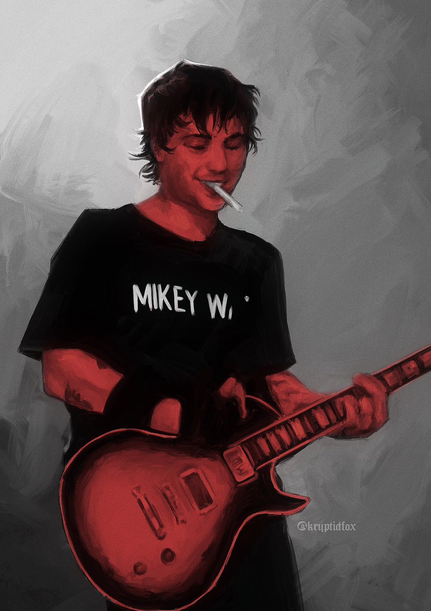 kryptidfox's tweet image. frankie #mcr