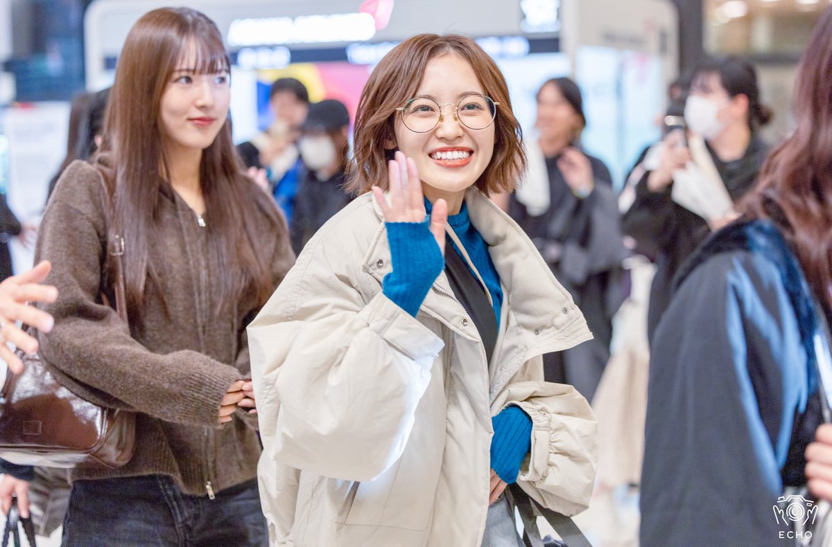 EchoCwt's tweet photo. 241110 김포공항 출국 
#櫻坂46 #松田里奈 https://t.co/8MbFcqUVrD