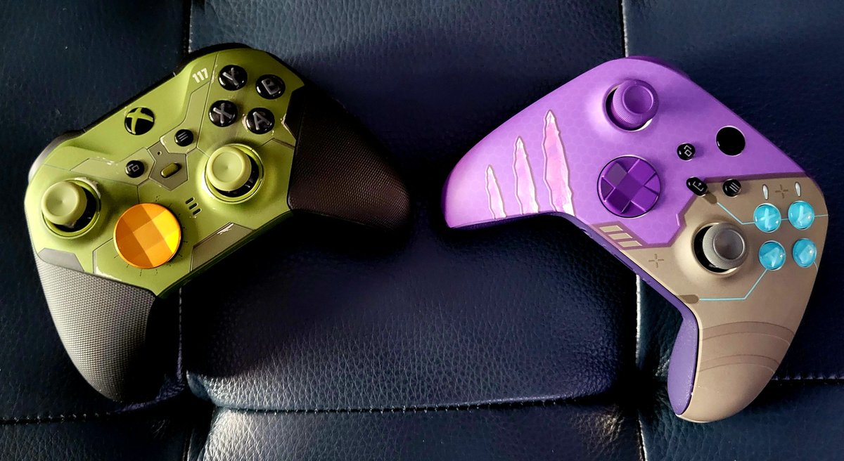 MrboomstickXL's tweet image. @Halo #EliteController Vs #Needler #XboxOneController #Needler design by @POPeART_