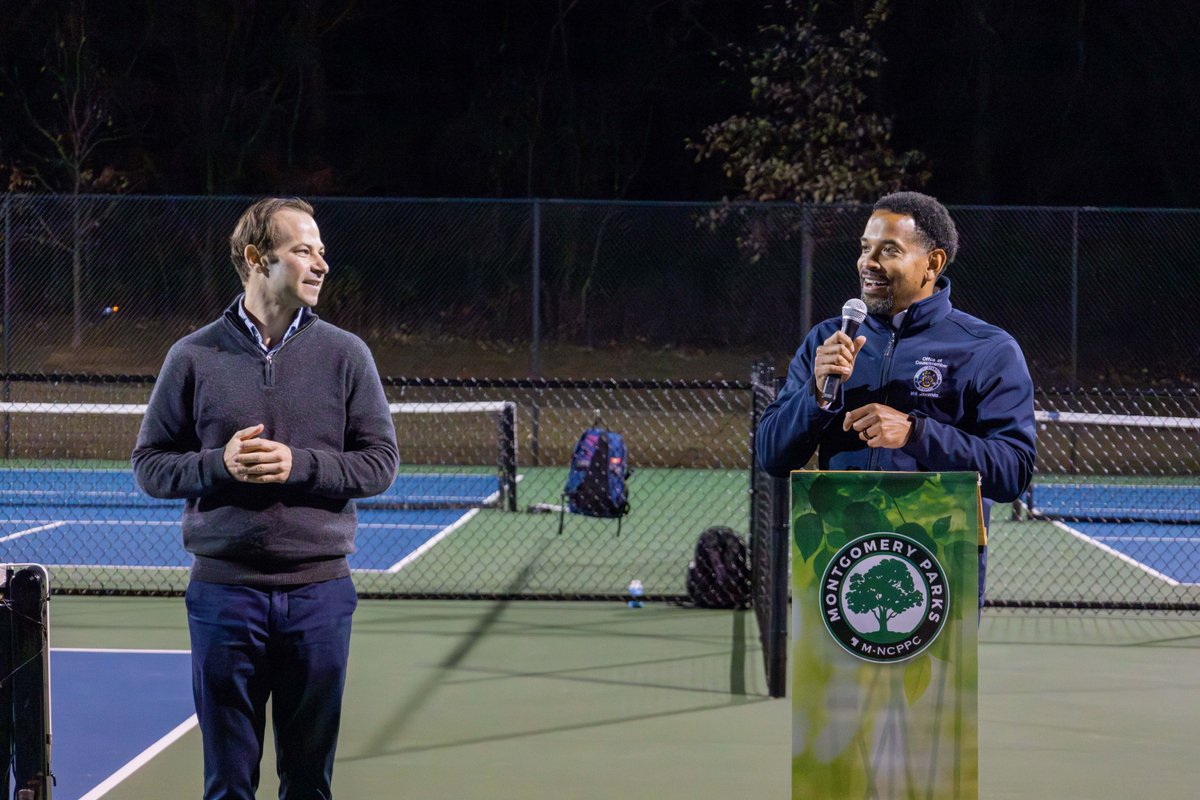 CMJawando's tweet photo. Just opened 6 new @montgomeryparks pickleball courts at East Norbeck Local Park! 🎾 As one of the fastest-growing sports in MoCo, pickleball offers a fun, fast-paced but low-impact way to stay active. Find these courts &amp; others near you: 

https://t.co/7GhXiRzCXE https://t.co/6rxTSGsnHC