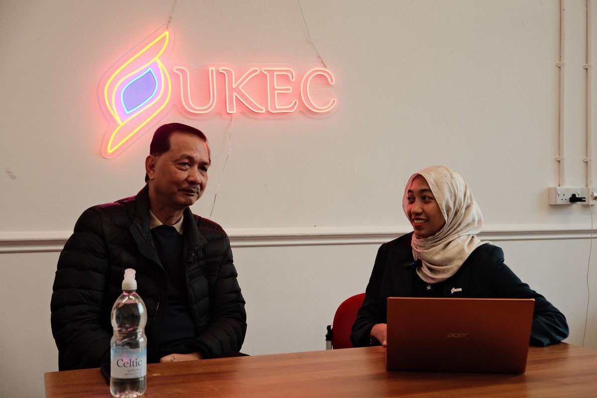 DGHisham's tweet image. This afternoon I was invited to the  CEKU Inspires Episode 2 podcast at the University of Manchester Student Union moderated by Balqis Rezuan, the Vice Chairperson of UKECatalyst Office from UKEC. 

CEKU is UKEC’s in-house publication that publishes articles &amp;amp; has diversified to…