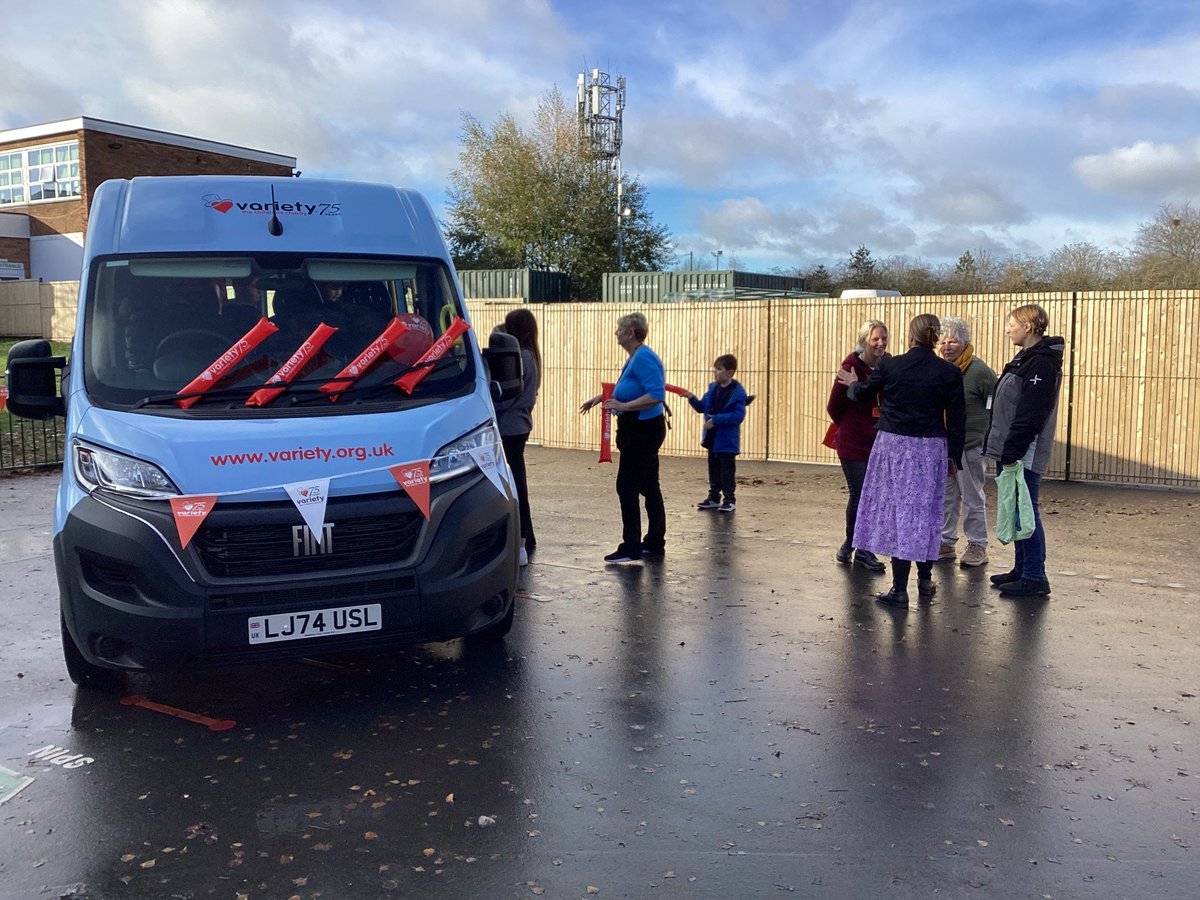 Our New Minibus - Part 2

PSA (Friends of Oakwood) raised £17,275, with the remaining funds sponsored by Daz’s Rock 4 Charity and The Rowlands Trust.