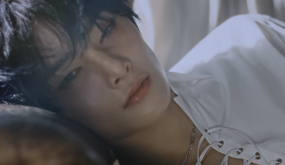 dailyinnieluv's tweet photo. stays let's start trending the tags for our I.N's hallucination 🤍 

SKZ HOP UNVEIL HALLUCINATION 
#SKZ_I_N_Hallucination
#I_N @Stray_Kids https://t.co/QNBnk0ilzB