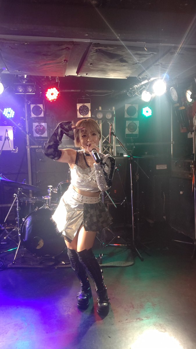 sn_LB_MF's tweet photo. ライブ中のソロショット リリィちゃん💙
#Lifesta
#LiLiley https://t.co/Y1tYnOacB4