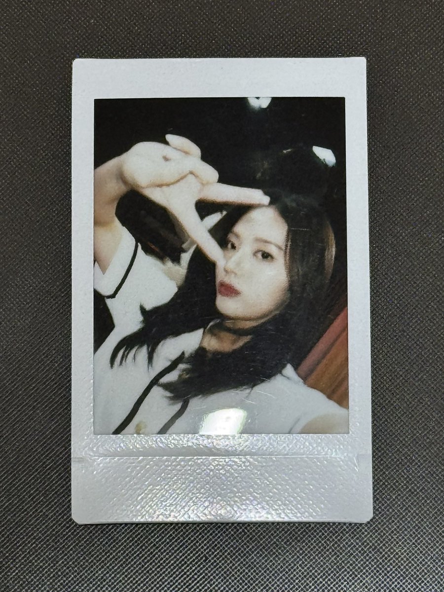 yangyoung_0514's tweet image. 여름밤의 프로미스나인 현장 폴라로이드 나눔입니다.

*참여조건
1. 프로미스나인이 본진임을 확인할 수 있는 계정
2. 활동내역 봅니다(알계, 깡통계X)
3. 국내 거주자만 참여가능

*응모기간 : 12월 1일, 일 23:59까지 
*응모방법 : 해당 게시글 리트윗
*당첨자 발표 : 12월 2일 당일 추첨