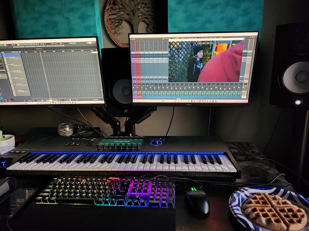 Waffles and Post.

#audiopost #filmmakers #film #composer