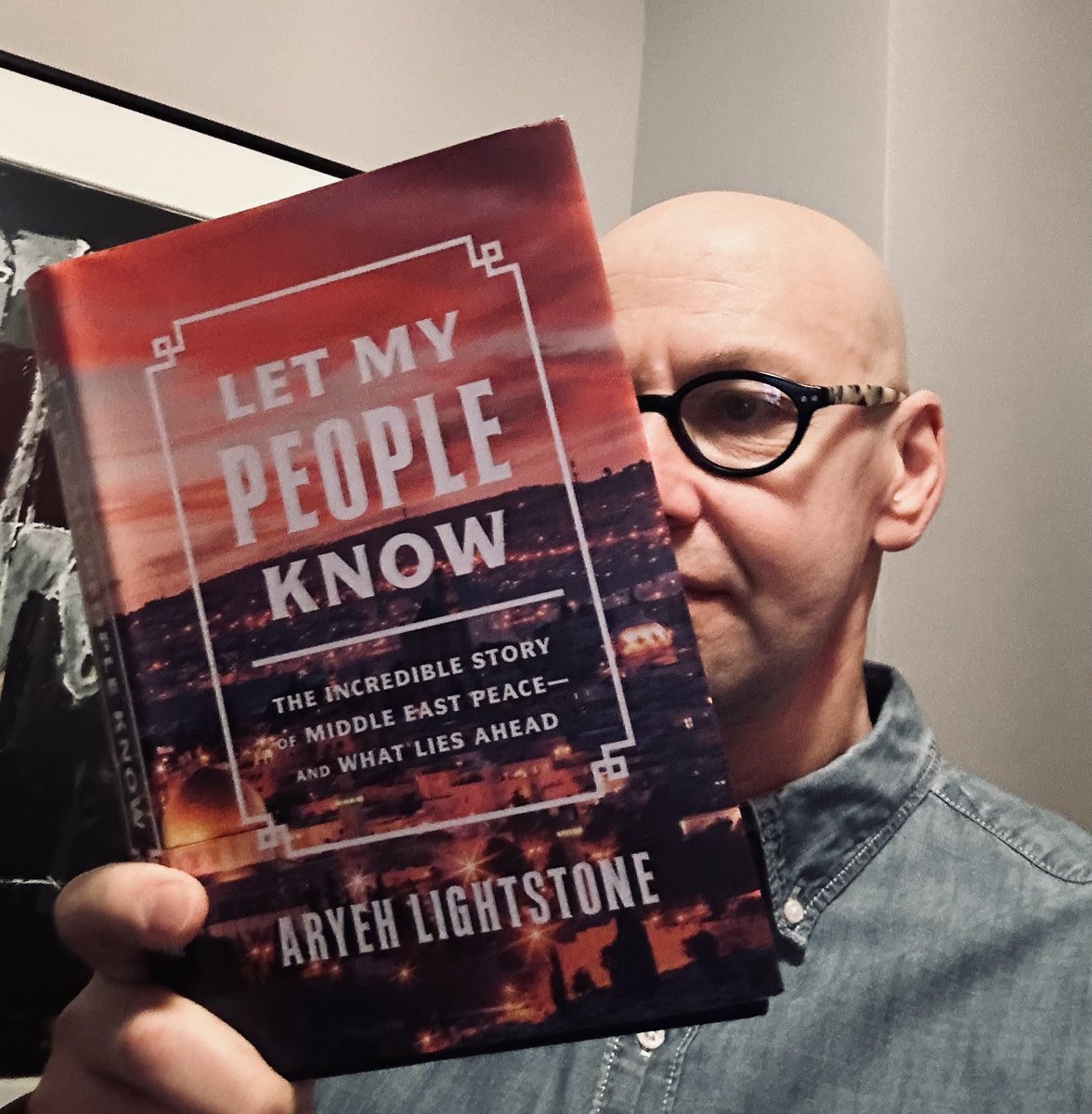 TheOneWayTicketShow (@towtshow) on Twitter photo Check out our latest interview w/Aryeh Lightstone <a href="/lightstonea/">Aryeh Lightstone</a> who shares his one way ticket to join #Abraham plus highlights why the US-#Israel relationship is so important and why he's bullish on the #MiddleEast. #BookRecommendation #abrahamaccords bit.ly/3CExmAE Check out our latest interview w/Aryeh Lightstone <a href="/lightstonea/">Aryeh Lightstone</a> who shares his one way ticket to join #Abraham plus highlights why the US-#Israel relationship is so important and why he's bullish on the #MiddleEast. #BookRecommendation #abrahamaccords bit.ly/3CExmAE