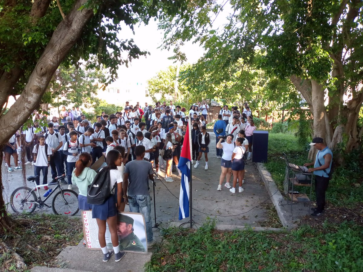 Matutino Especial en conmemoración del 8vo aniversario de la desaparición física de nuestro invicto Comandante