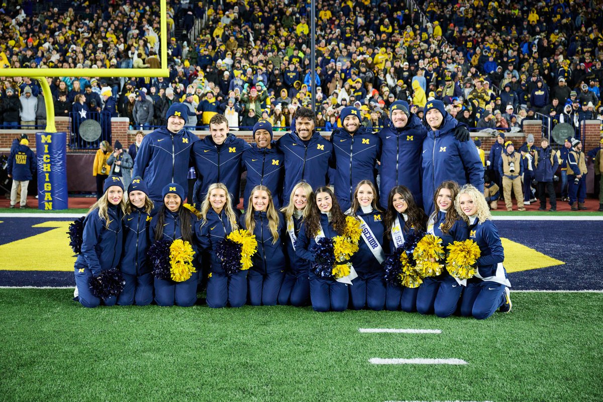 Michigan Cheer 🏆🏆 tweet media