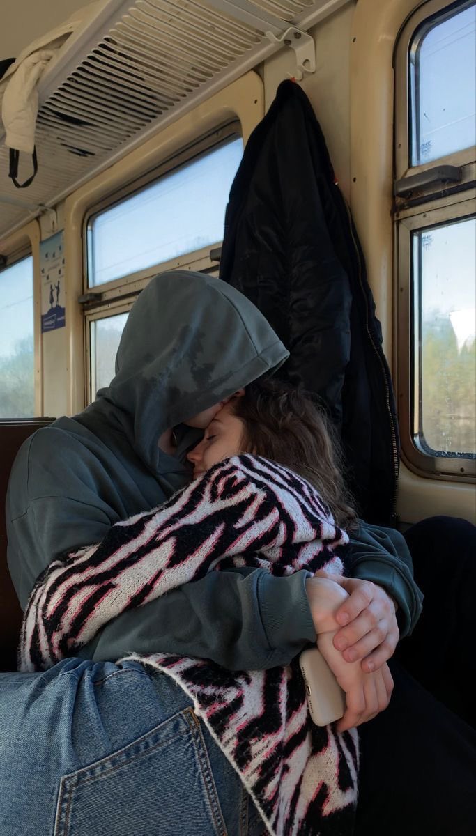 Lovely (@ioveilyy) on Twitter photo 