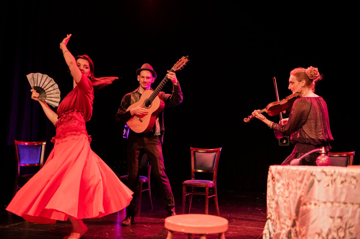 Arena Theatre tweet media