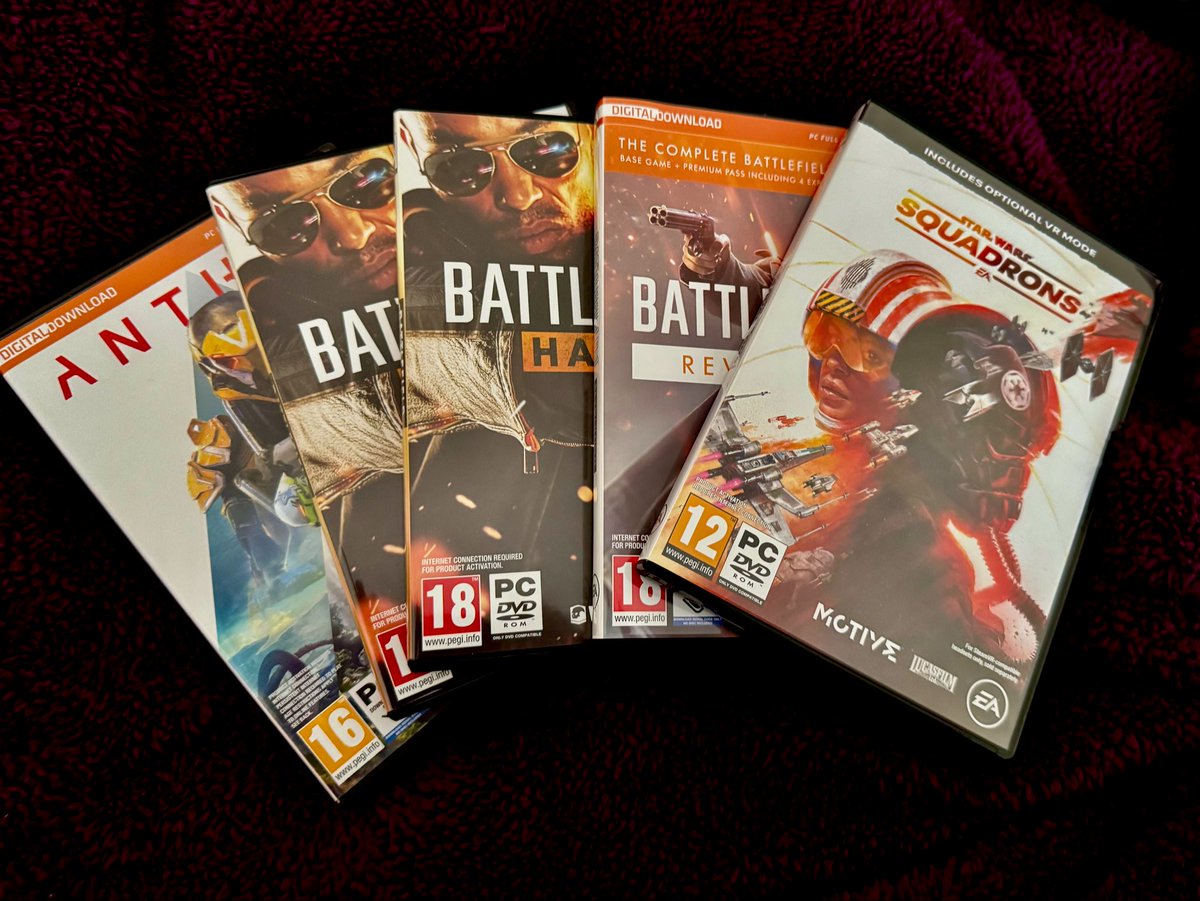 I cleaned my shelfs during the weekend and found some older but unused games (all PC). If you are interested, let me know. #Giveaway #games 

1x Anthem (Europe)
2x Battlefield Hardline
1x Battlefield 1 Revolution
1x Star Wars Squadrons