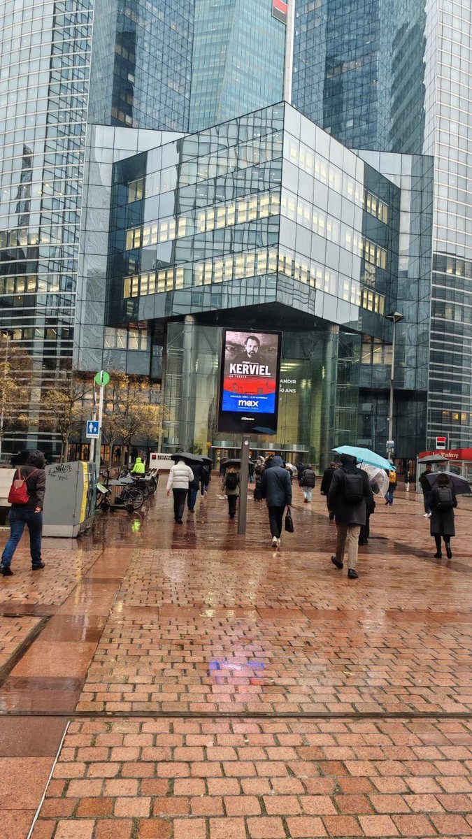 BenjaminDEAMAR1's tweet image. @kerviel_j 
Quelle classe