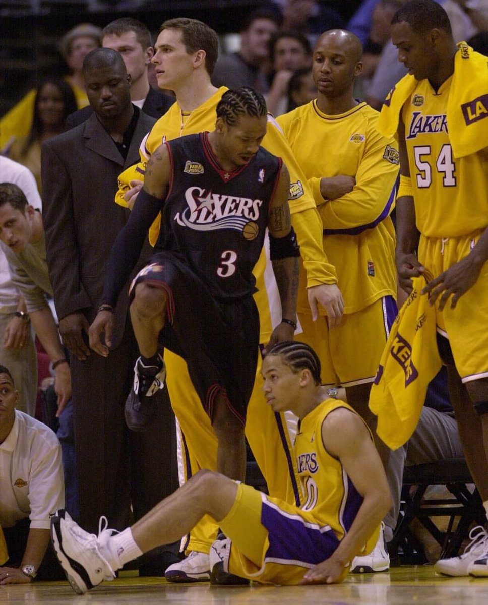 park_depot's tweet image. 🦁Here is Gibbs doing the celebration &amp;amp; here is the original celebration… isn’t that Tyronn  Lue?  I think he’s related to @MaurielleTV #MichigansBeyonce #TheNine 🦁💙🦁