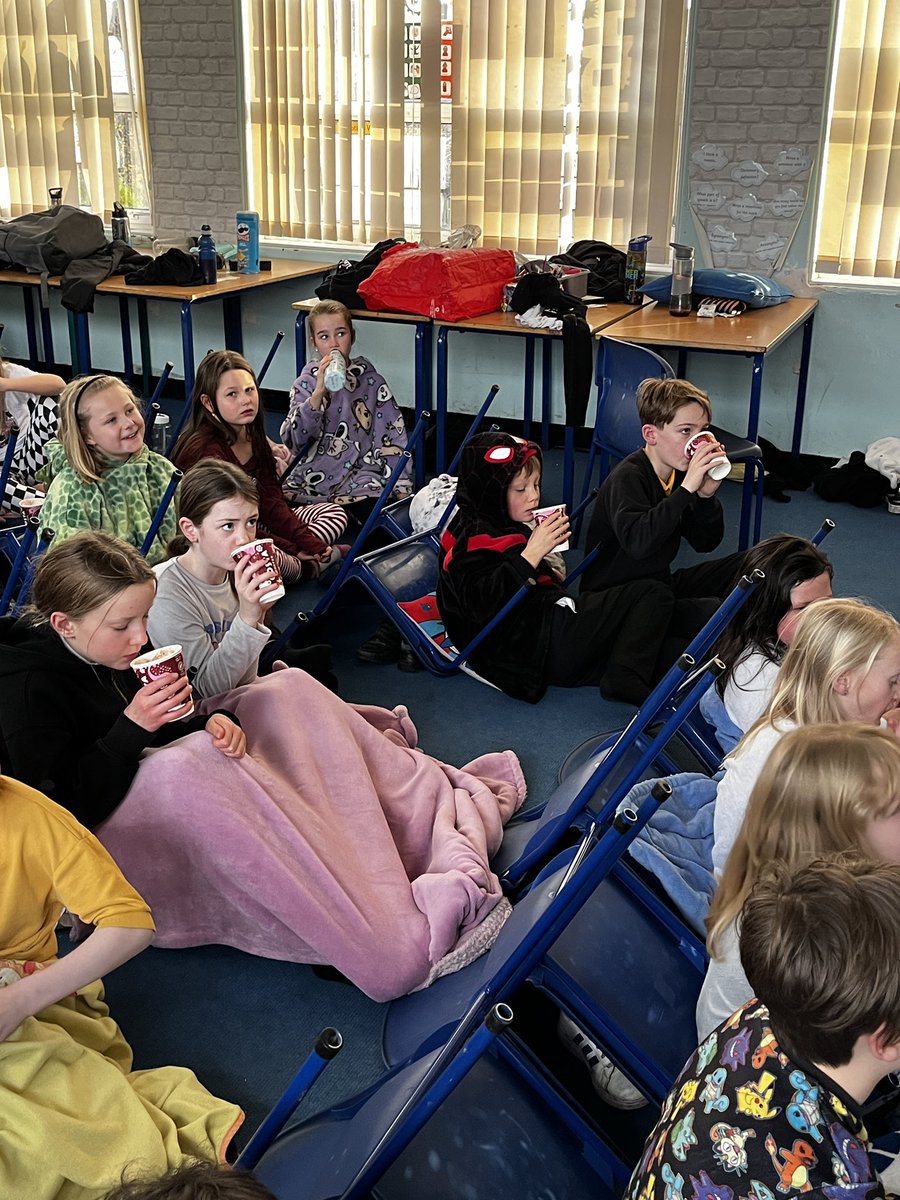 Miss Young P5Y KPS tweet media