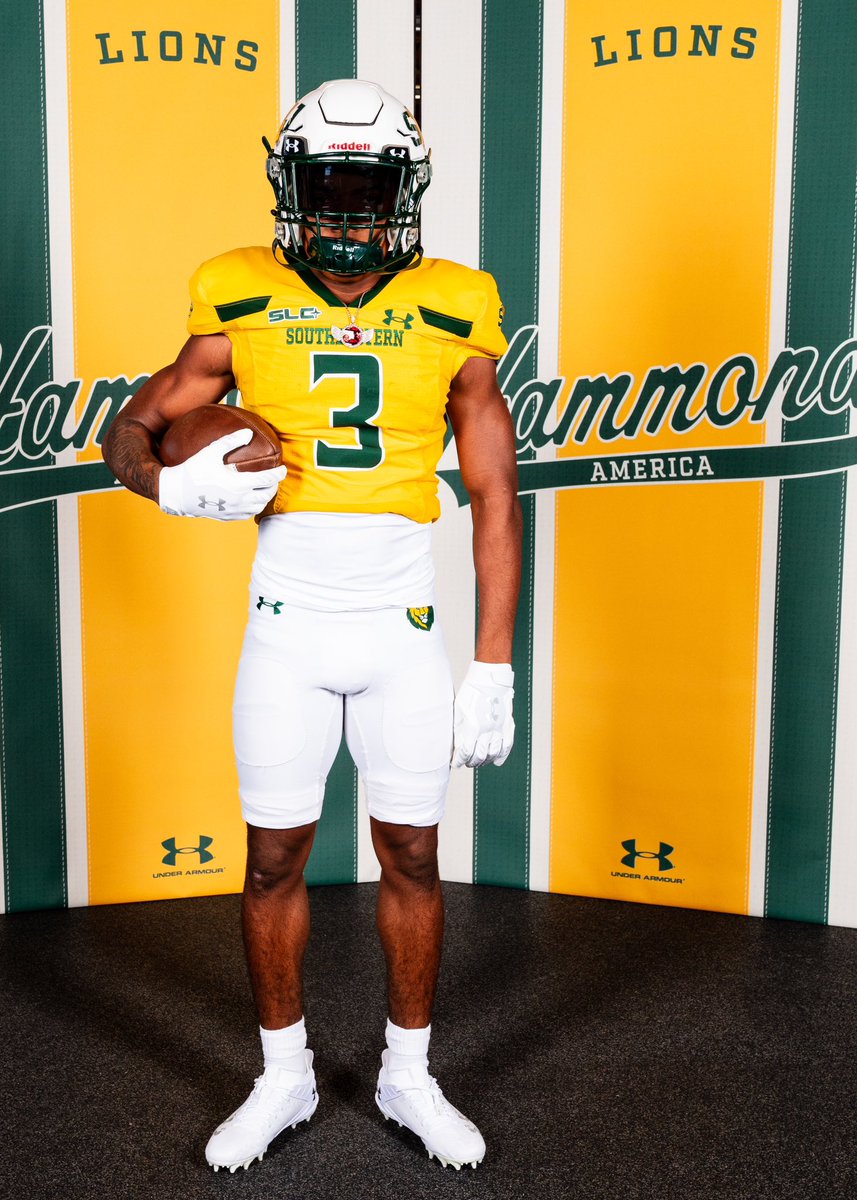 Rj Hall (@rjhall5_) on Twitter photo Had a great Official Visit at Southeastern Louisiana 💚💛!! Showed much Love !! #lionup🦁 <a href="/CoachLandryDC/">Dustin Landry</a> <a href="/LionUpFootball/">Southeastern Football</a> <a href="/JUCOFFrenzy/">JUCO Football Frenzy</a> <a href="/TDGrays/">Coach T.D. Grays</a> <a href="/MacCorleone74/">Rion (Ree-un) Young</a> Had a great Official Visit at Southeastern Louisiana 💚💛!! Showed much Love !! #lionup🦁 <a href="/CoachLandryDC/">Dustin Landry</a> <a href="/LionUpFootball/">Southeastern Football</a> <a href="/JUCOFFrenzy/">JUCO Football Frenzy</a> <a href="/TDGrays/">Coach T.D. Grays</a> <a href="/MacCorleone74/">Rion (Ree-un) Young</a>