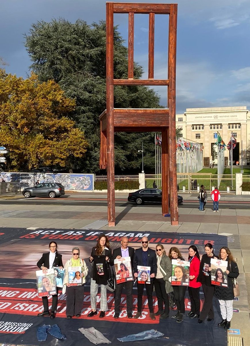 IsraelinGeneva's tweet photo. Today in Geneva.

Family members of Shani Louk, Emily Damari, Arbel Yehoud and Doron Steinbrecher are calling for the @UN and International Community to act and speak up - there is #NoExcuse 

13 Israeli women are still being held hostage in Gaza. #BringThemHomeNow https://t.co/mmMR1wwHtf