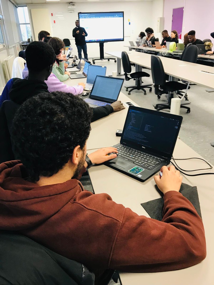 UTTroyes's tweet image. 💻 ✔️ 1ère journée des #DataDays #UTTroyes 2024 avec un atelier présenté par #Capgemini 👉 utt.fr/actualites/dat… #Ingenieur