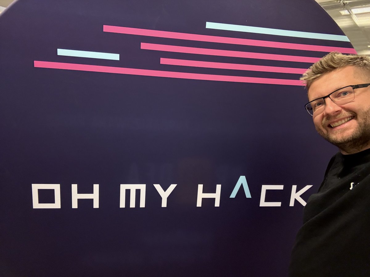 To już jutro  <a href="/OMHconf/">Oh My Hack</a>  by <a href="/proidea_events/">Proidea Events</a>  &amp; <a href="/Zaufana3Strona/">ZaufanaTrzeciaStrona @zaufanatrzeciastrona@infosec</a>  @ <a href="/PGENarodowy/">PGE Narodowy</a> :)